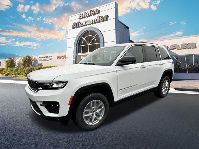 new 2025 Jeep Grand Cherokee car, priced at $38,330