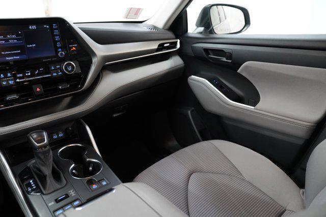 used 2022 Toyota Highlander car, priced at $32,495