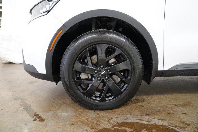 used 2022 Kia Sorento car, priced at $23,700