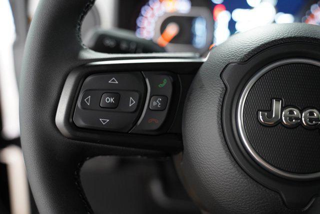 new 2025 Jeep Wrangler car, priced at $45,712