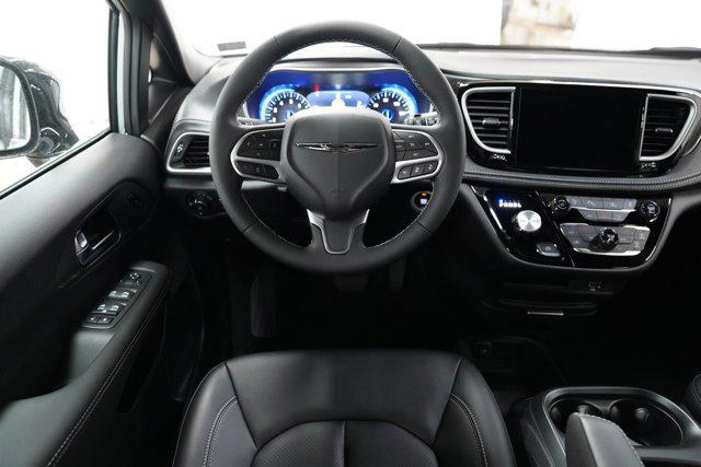 new 2026 Chrysler Pacifica car, priced at $44,885