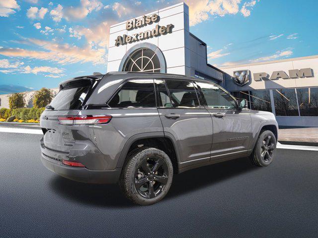 new 2025 Jeep Grand Cherokee car, priced at $49,606