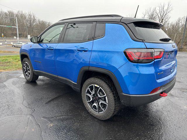 new 2025 Jeep Compass car, priced at $35,560