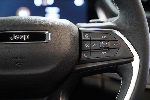 new 2025 Jeep Grand Cherokee car, priced at $51,015