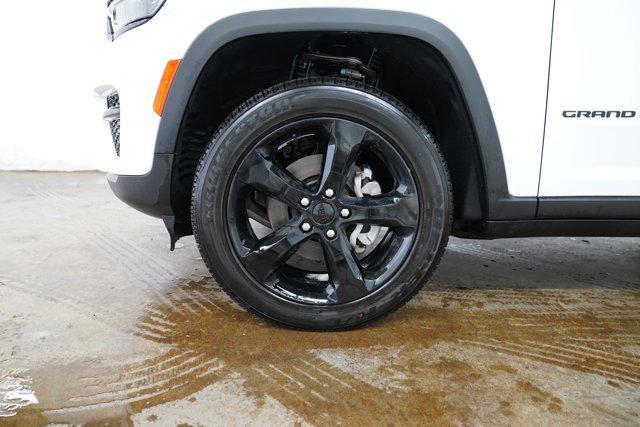 used 2023 Jeep Grand Cherokee car, priced at $35,779