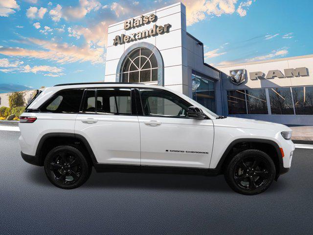 used 2023 Jeep Grand Cherokee car, priced at $35,779