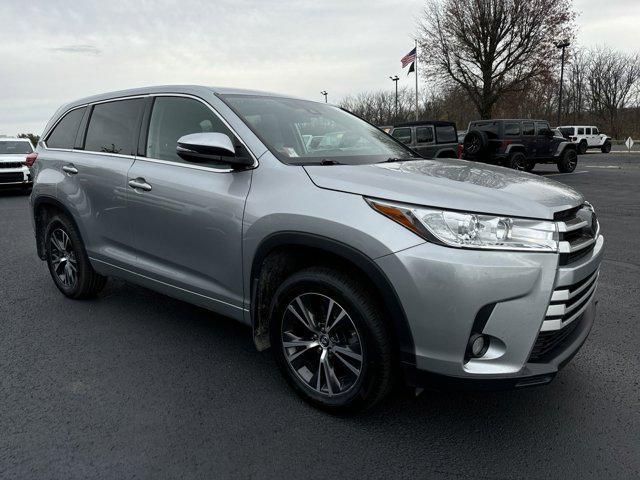 used 2018 Toyota Highlander car, priced at $23,415