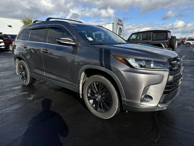 used 2019 Toyota Highlander car, priced at $24,140