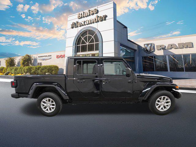 used 2023 Jeep Gladiator car, priced at $29,000