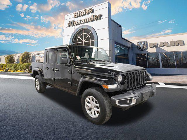 used 2023 Jeep Gladiator car, priced at $29,000