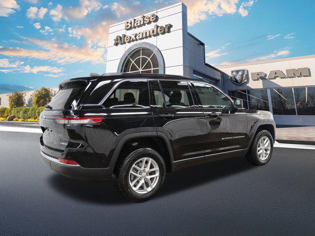 new 2025 Jeep Grand Cherokee car, priced at $40,159