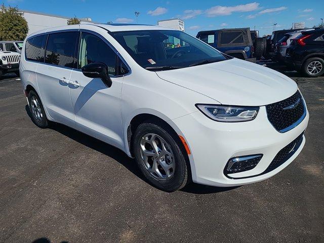 new 2024 Chrysler Pacifica car, priced at $44,834