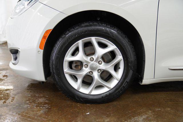 used 2020 Chrysler Pacifica car, priced at $20,500
