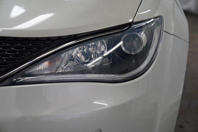used 2020 Chrysler Pacifica car, priced at $20,500