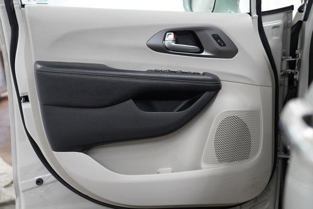 used 2020 Chrysler Pacifica car, priced at $20,500