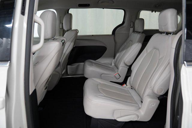 used 2020 Chrysler Pacifica car, priced at $20,500
