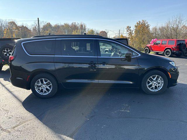 used 2021 Chrysler Pacifica car, priced at $26,911