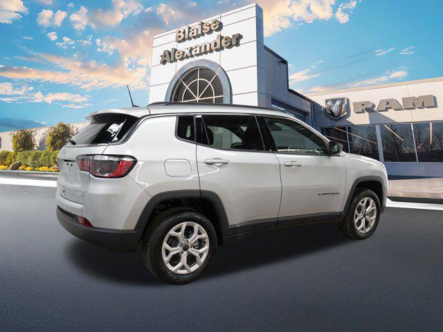 new 2025 Jeep Compass car, priced at $31,562
