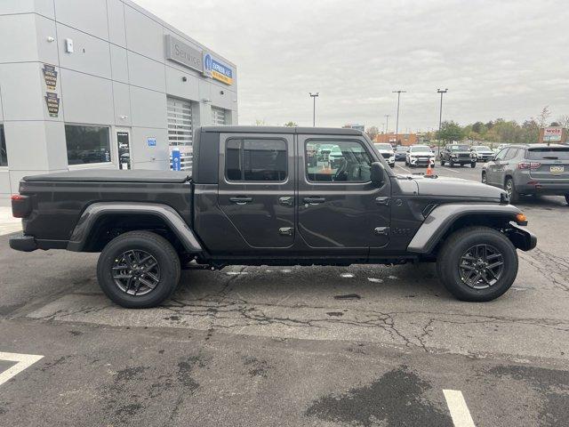 new 2024 Jeep Gladiator car, priced at $47,747