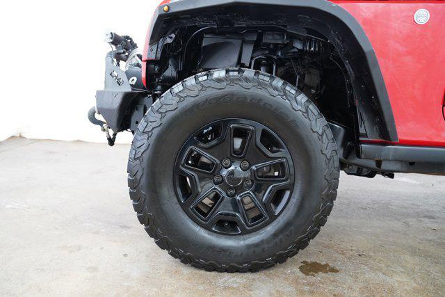 used 2015 Jeep Wrangler Unlimited car, priced at $22,500
