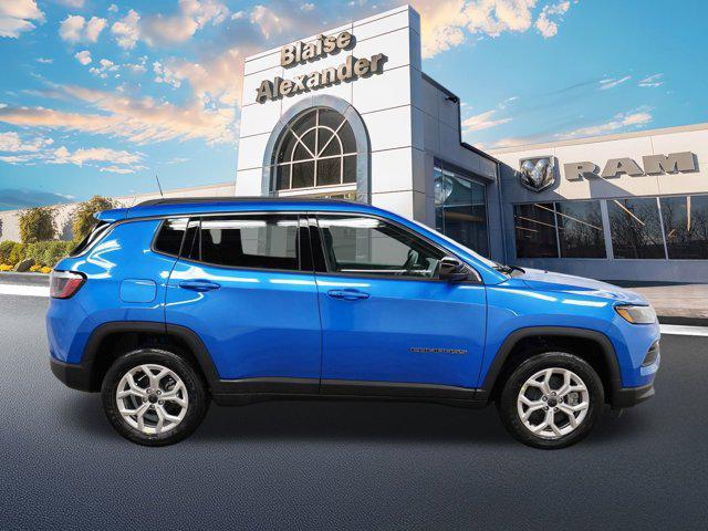 new 2025 Jeep Compass car, priced at $32,260