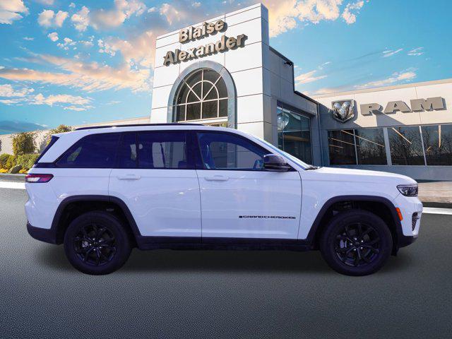 used 2024 Jeep Grand Cherokee car, priced at $29,000