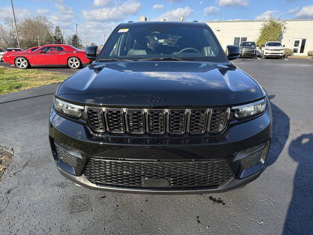 new 2025 Jeep Grand Cherokee car, priced at $43,530