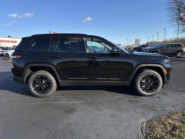 new 2025 Jeep Grand Cherokee car, priced at $43,030