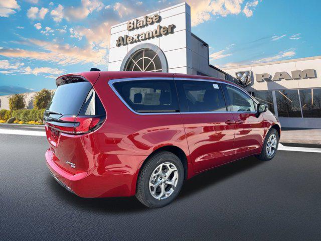 new 2024 Chrysler Pacifica car, priced at $48,714