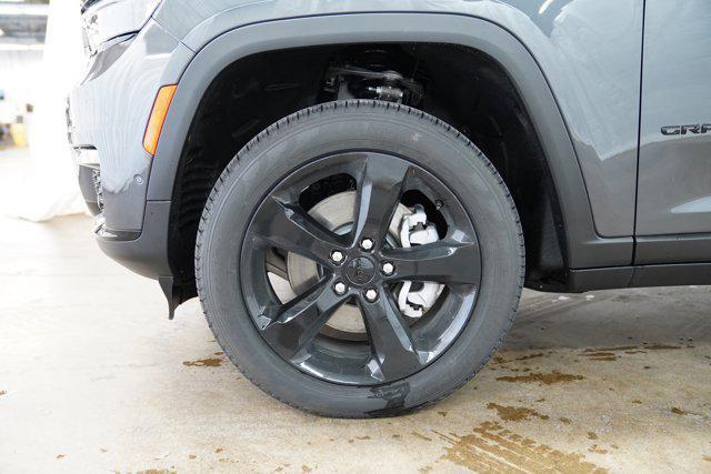 new 2025 Jeep Grand Cherokee L car, priced at $50,441