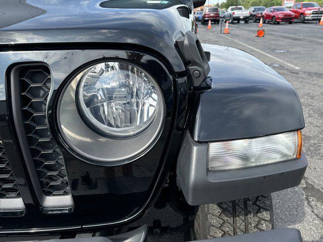 used 2021 Jeep Gladiator car, priced at $32,411