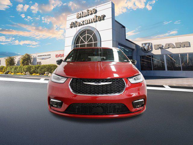 new 2026 Chrysler Pacifica car, priced at $46,890