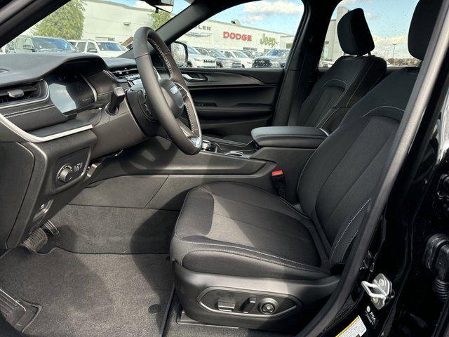 new 2025 Jeep Grand Cherokee L car, priced at $42,220