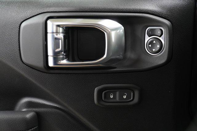 new 2025 Jeep Gladiator car, priced at $49,945