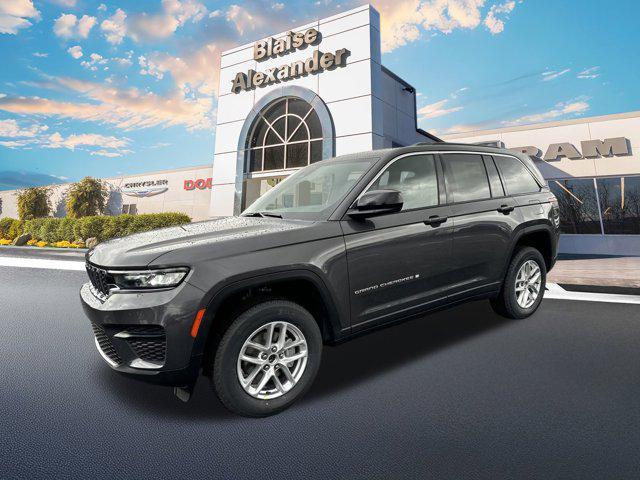 new 2025 Jeep Grand Cherokee car, priced at $38,675