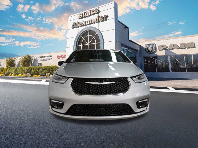 new 2026 Chrysler Pacifica car, priced at $49,484