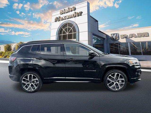 new 2025 Jeep Compass car, priced at $38,985