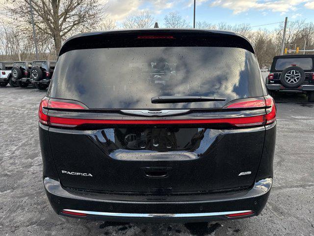 new 2025 Chrysler Pacifica car, priced at $46,315