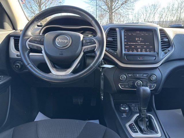 used 2015 Jeep Cherokee car