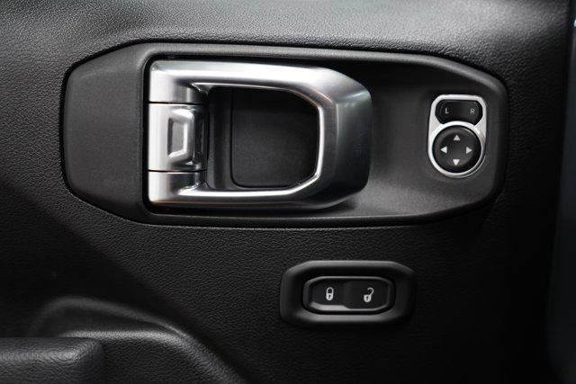 new 2025 Jeep Wrangler car, priced at $44,462