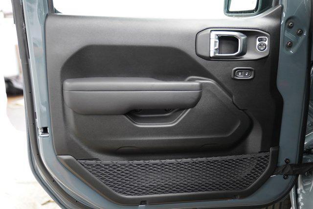 new 2025 Jeep Wrangler car, priced at $44,462