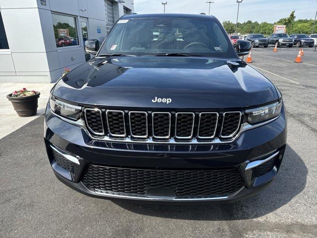 new 2024 Jeep Grand Cherokee car, priced at $48,548