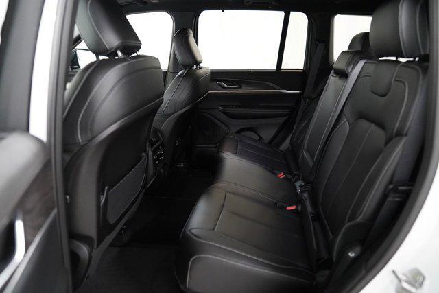 new 2025 Jeep Grand Cherokee car, priced at $51,015