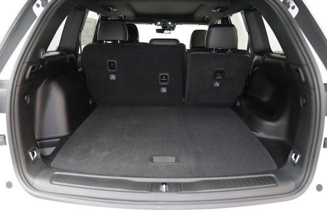 new 2025 Jeep Grand Cherokee car, priced at $51,015