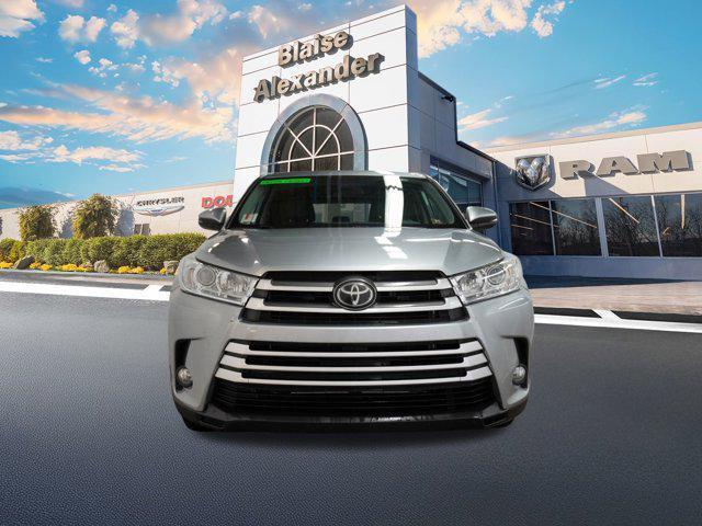 used 2018 Toyota Highlander car, priced at $22,500