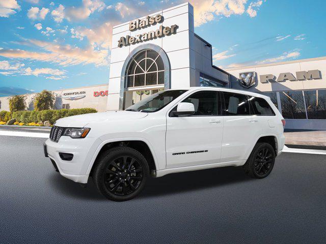used 2022 Jeep Grand Cherokee car, priced at $29,500