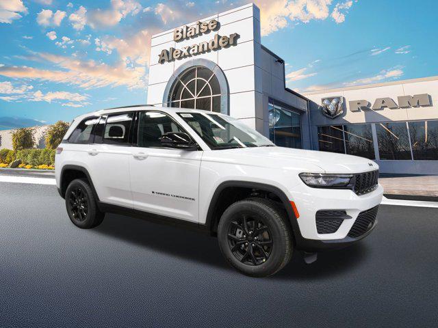 new 2025 Jeep Grand Cherokee car, priced at $41,975