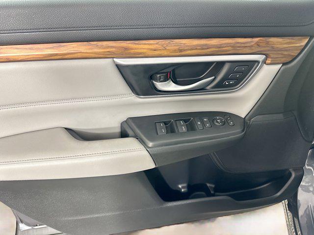 used 2021 Honda CR-V car, priced at $31,000