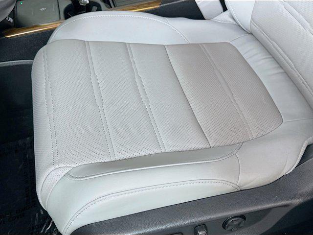 used 2021 Honda CR-V car, priced at $31,000
