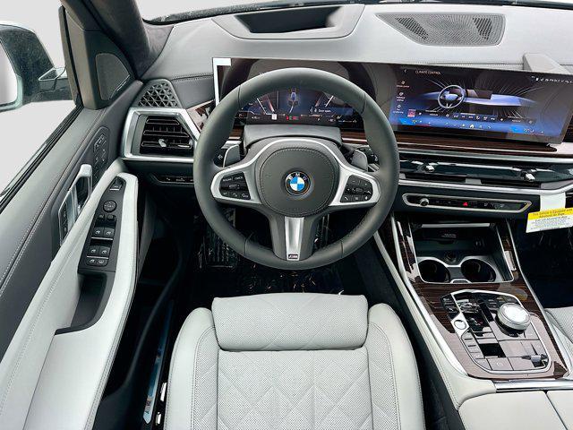 new 2026 BMW X7 car, priced at $101,765